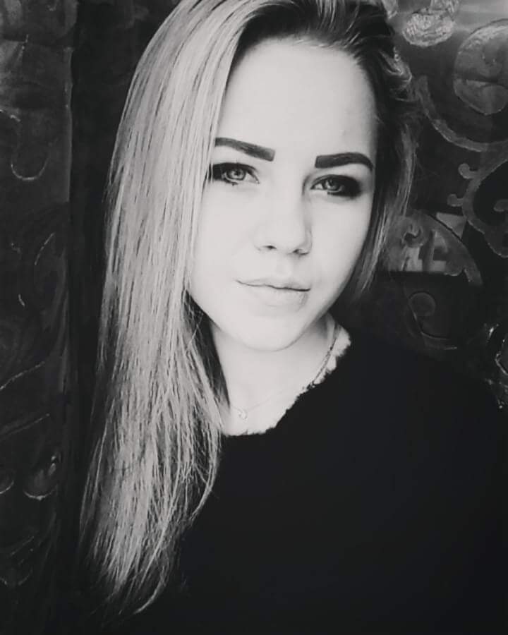 А мир жесток, и люди в нём лишь пешки