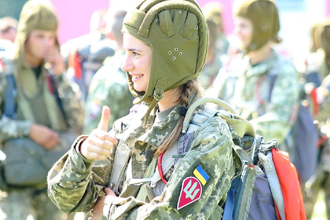 Дівчина з Поділля